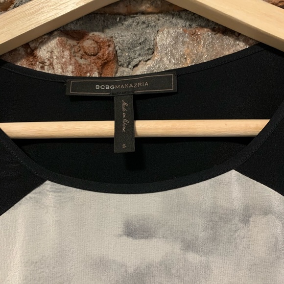 BCBGMaxAzria open back blouse - Picture 3 of 4
